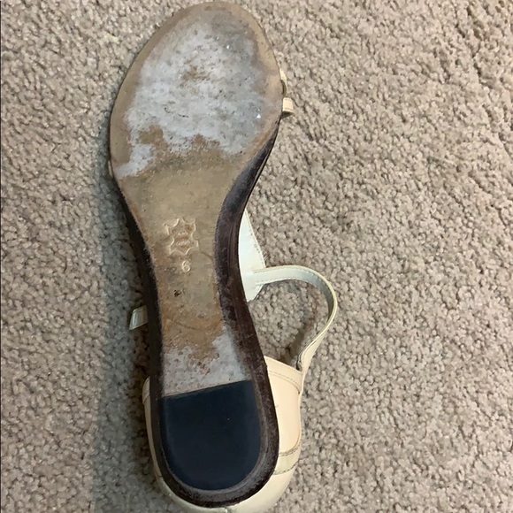 Kelsi Dagger Demure Sandals - Picture 3 of 8